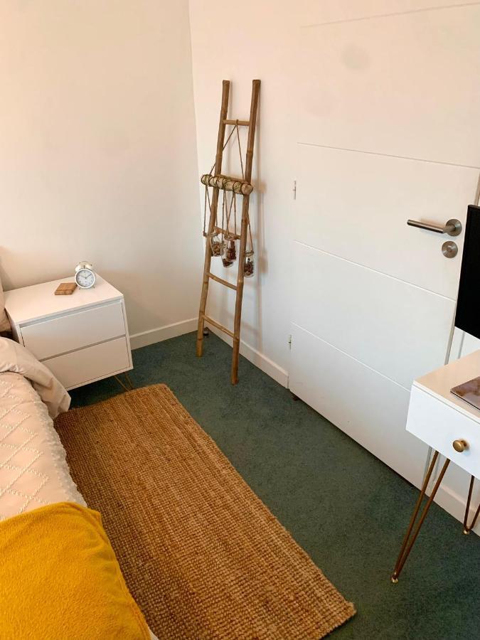 Le Bali Cosy House - T2 Lumineux Et Moderne En Plein Centre Ville De Maisons-Alfort Bagian luar foto